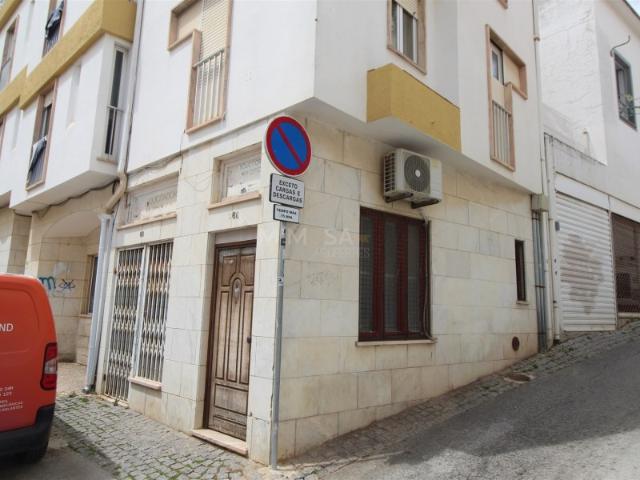 Loja com 78 m² pronto a utilizar no Centro Histórico de Lagos