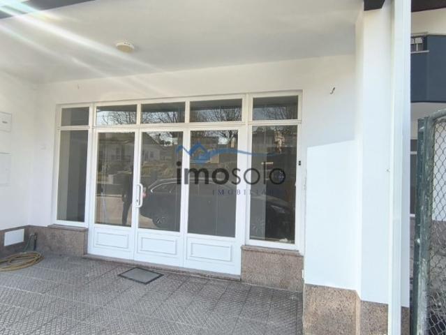 Loja com 150 m2 em Ul, Oliveira de Azeméis