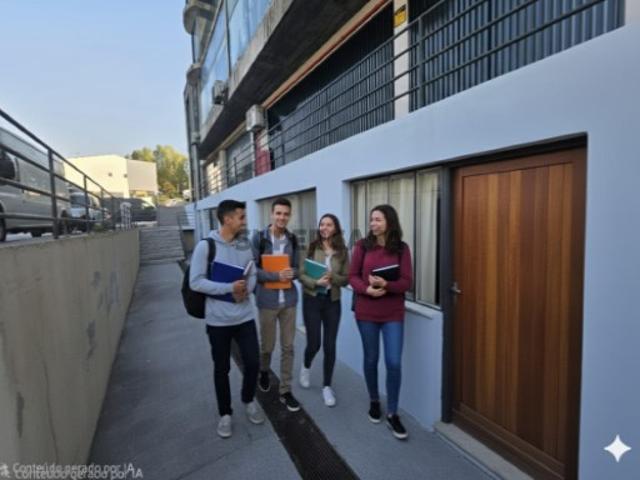 Espaçosa Loja com 298 m² no Centro de Paredes Edifício Souto Meão