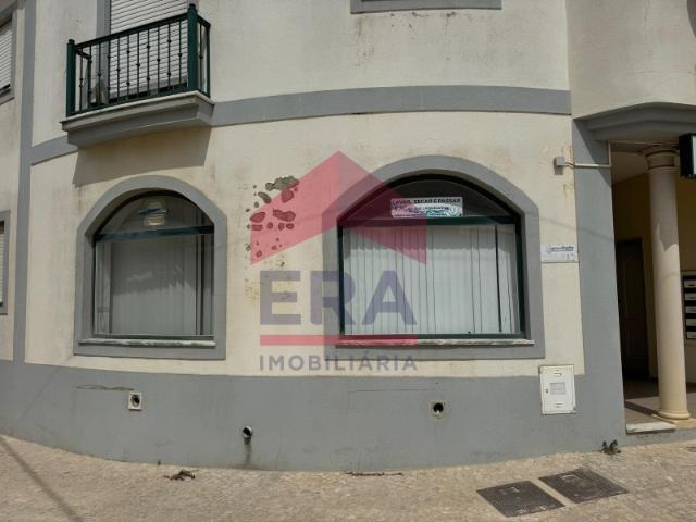 Loja com 32m2