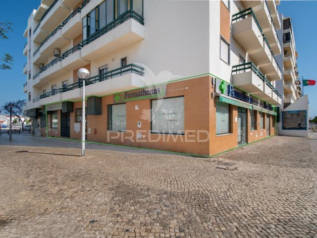 Loja com 335m2 no Centro da Cidade de Olhão