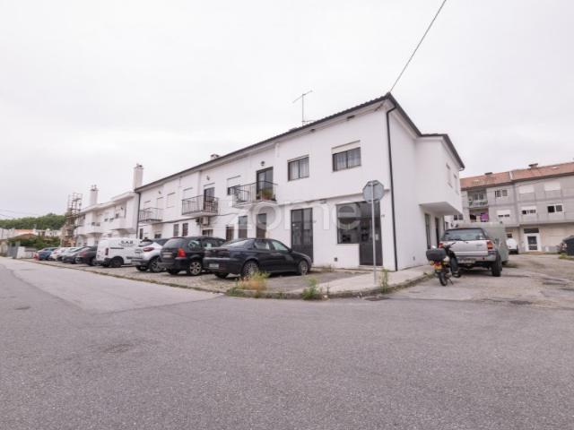 Loja com cave e armazém 181 M2 Darque, Viana do Castelo