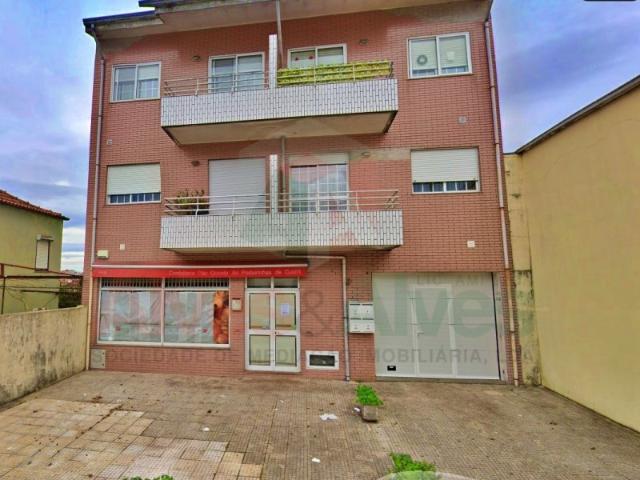 Loja Com garagem Custió Matosinhos