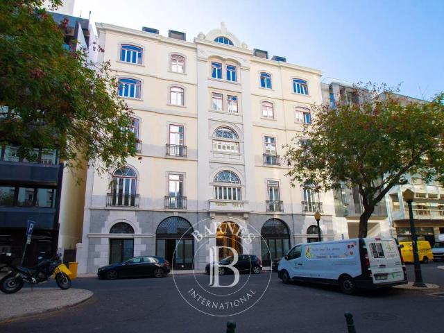 Loja com Rendimento no Saldanha 231m² Avenidas novas