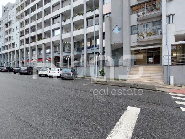 Loja Comercial Zona Central Braga