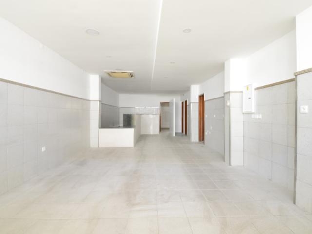 Loja comercial bom estado| 80 m² | Aldoar, Porto
