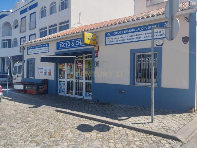 Loja/Armazém e Trespasse de Negócio
