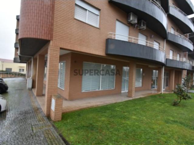 Loja Comercial Pias, Lousada