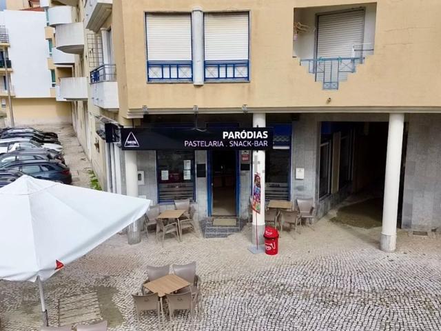 Loja, Costa de Caparica
