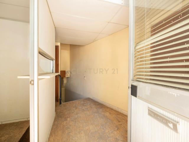 Loja de 170m2 em Alcântara