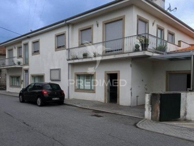 Loja de 394 m² em Sanfins Lamoso Codessos, Paços de Ferreira, Porto Zona Residencial