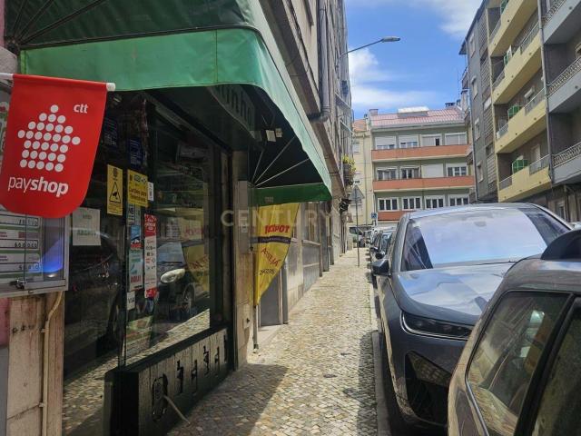 Loja em Moscavide, Loures