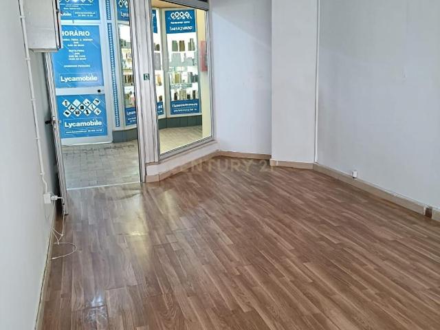 Loja em Odivelas, Arroja