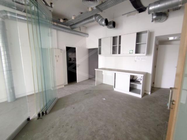 Loja em Aveiro Com Cave 191m² Glória e Vera Cruz