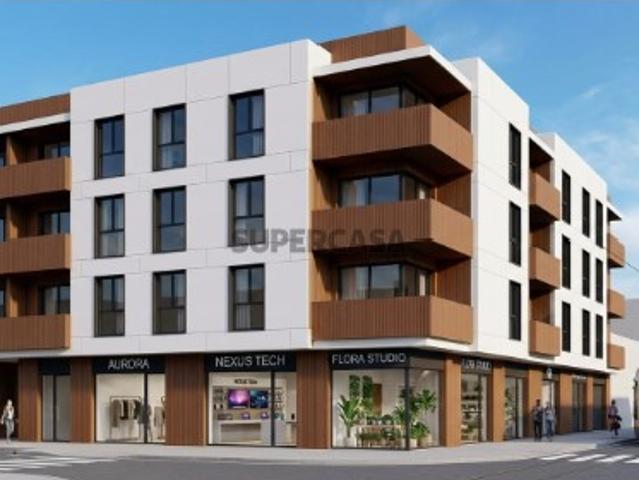 Loja em construção com 73 m2