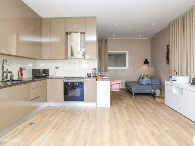 Loja em converso para apartamento T1