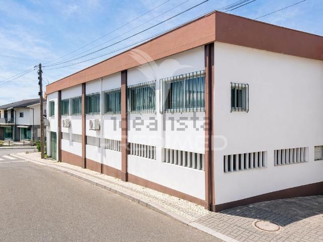 Loja, Santa Maria da Feira Travanca Sanfins Espargo