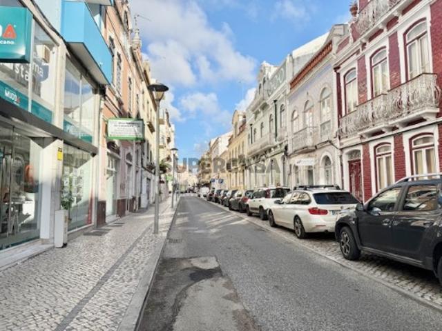 Loja Escritório Caldas da Rainha Centro