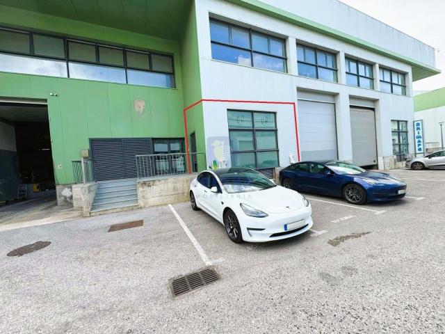 Loja Escritório Espaço Comercial Parque Tejo – Centro Empresarial, Forte da Casa