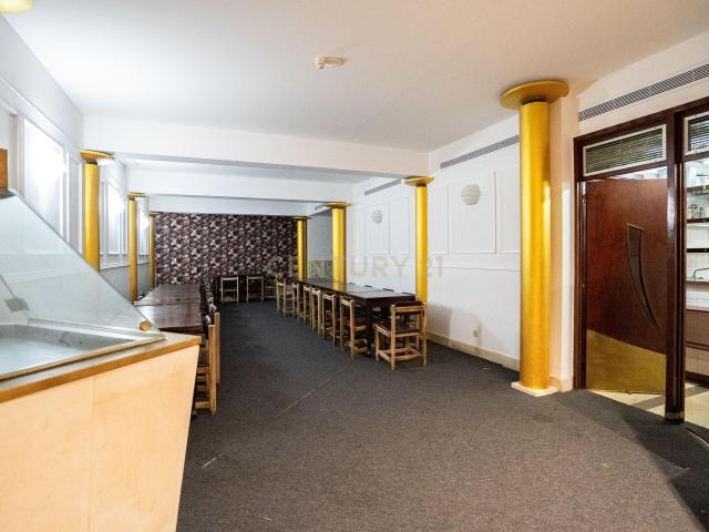 Loja Espaçosa em Avenidas Novas, Lisboa 180m²