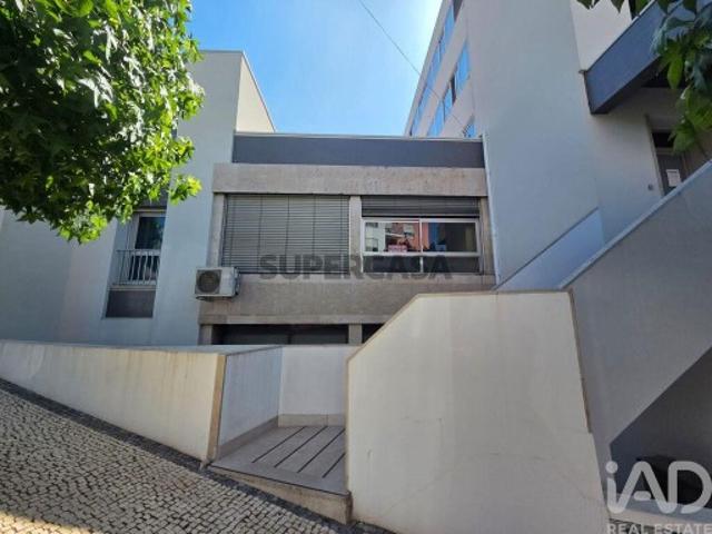 Loja / Estabelecimento Comercial em Mortágua, Vale de Remígio, Cortegaça e Almaça de 94,00 m²