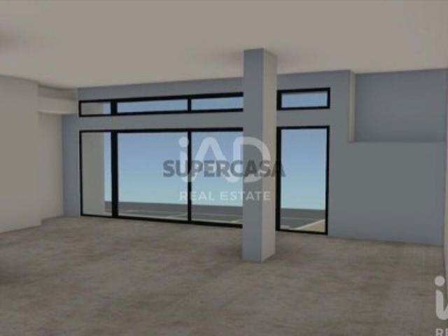 Loja / Estabelecimento Comercial em Quelfes de 94,00 m²