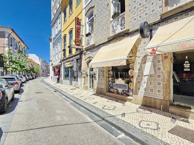 Loja, Glória e Vera Cruz