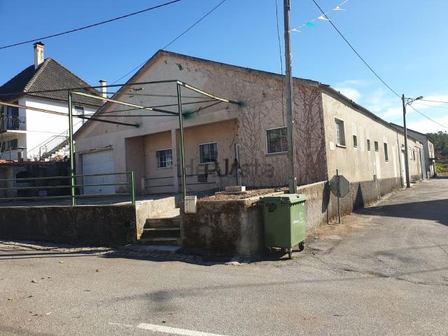 Loja, Gradiz