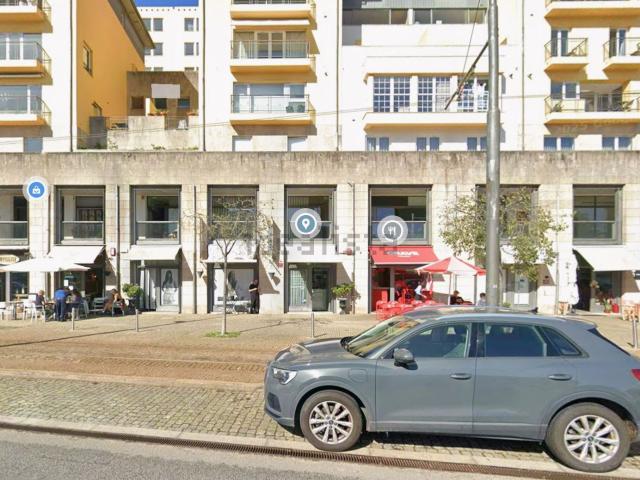 Loja, Lordelo do Ouro e Massarelos