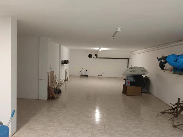 Loja para comercio com 220 m2, em Castelo Branco