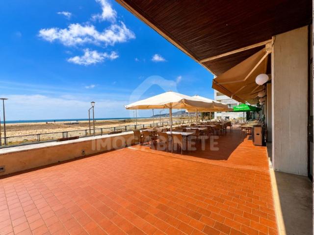 Loja para Arrendamento na Esplanada da Figueira da Foz