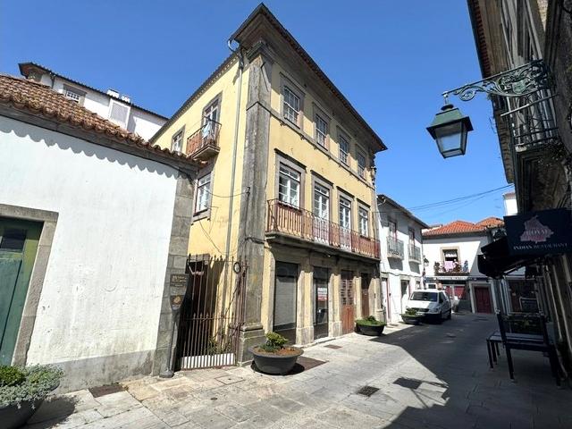 Loja para arrendamento no Centro Histórico de Viana do Castelo