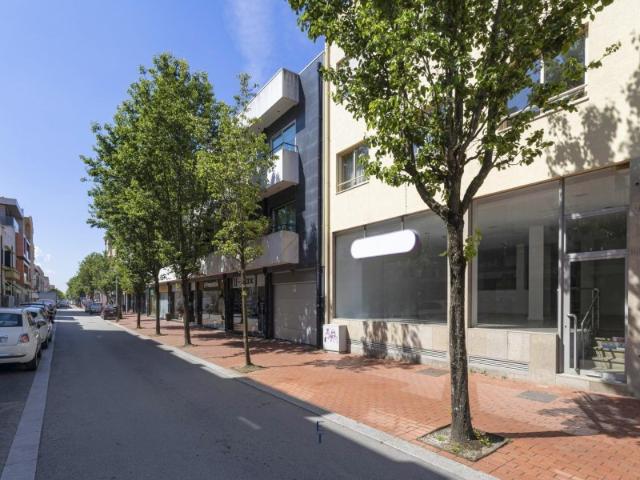 Loja para Arrendamento | 295,83 m² | Rua 18 | Centro de Espinho