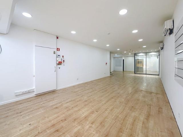 Loja para arrendar | Av. Almirante Reis n.º 149 Praça do Chile | 210 m² ABP | 176 m² úteis | 2 pisos