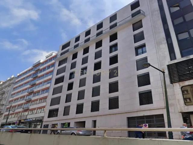 Loja para Investimento nas Avenidas Novas – Localização Prime em Lisboa