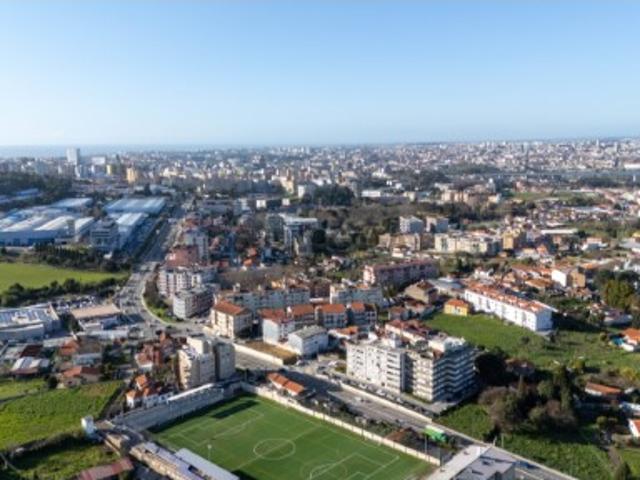 Loja Ampla com 494 m² Perfeita para Marcas que Querem Crescer