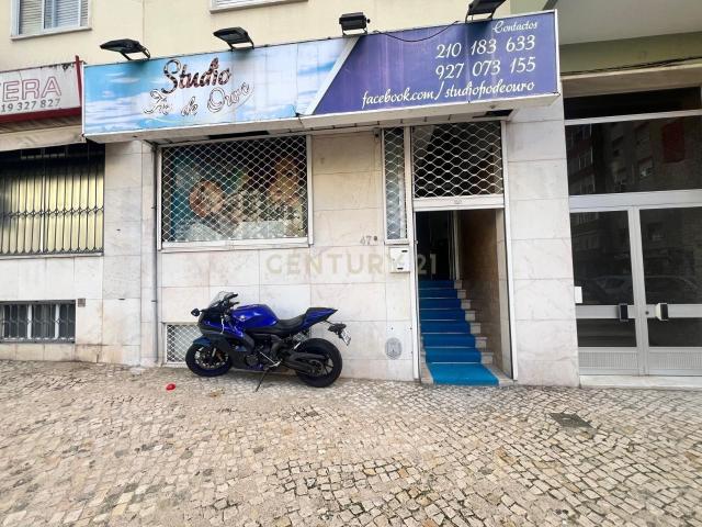 Loja para Venda em Odivelas Quinta do Mendes