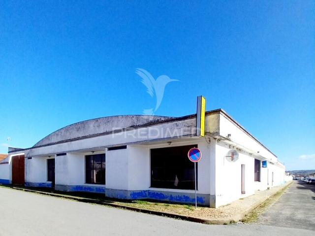 Loja para venda em Montoito, concelho de Redondo, Évora, Portugal