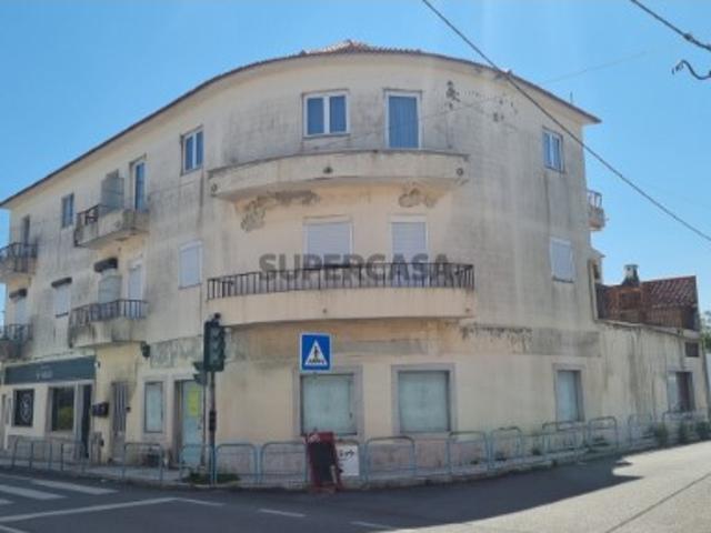 Loja para Venda Localização Premium na Maceira, Leiria