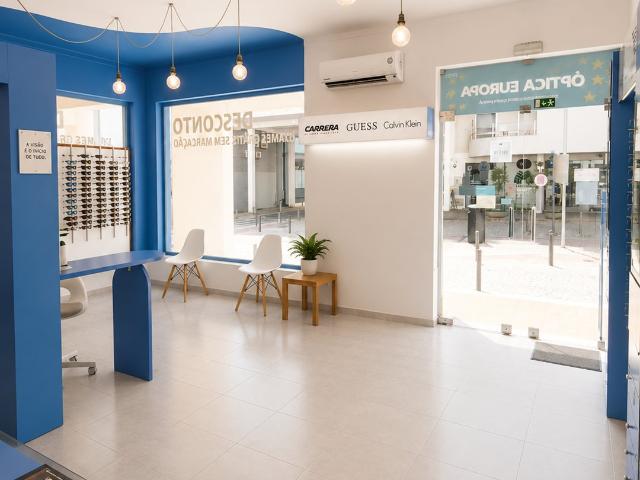 Loja para Venda no Centro de Quarteira | Excelente Oportunidade de Investimento
