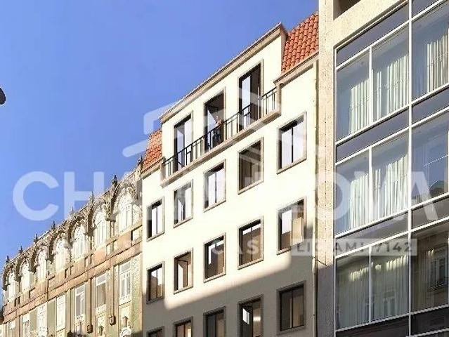 Loja, para venda na Baixa do Porto– Bandeira 31