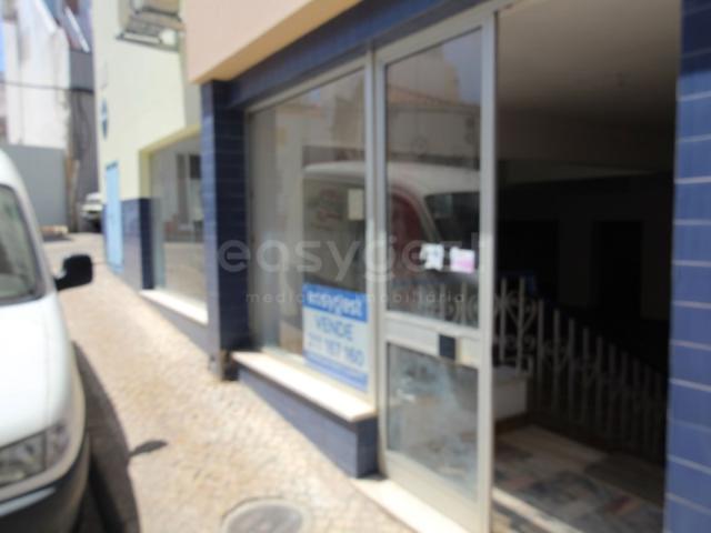 Loja para venda na Rua Infante D. Henrique Centro de Portimão
