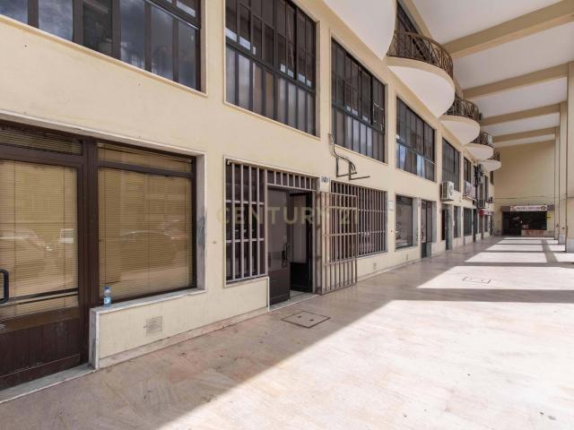 Loja para Venda | Queluz | Excelente Oportunidade de Investimento