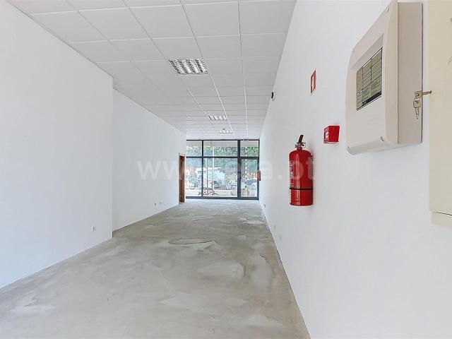 Loja, Portimão 46m² Portimão