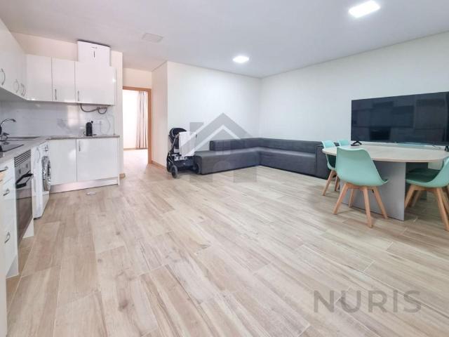 Loja remodelada com 2 quartos para venda em Portimão 83m² Portimão