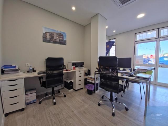 Loja Remodelada em Tires