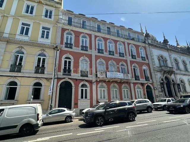 Loja Renovada para arrendar Santo António, Lisboa