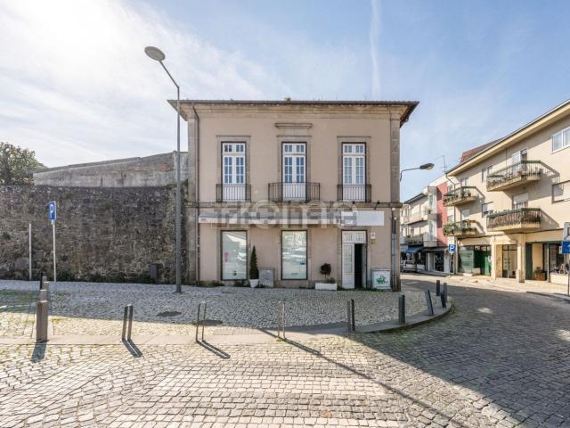 Loja, São José de São Lázaro e São João do Souto