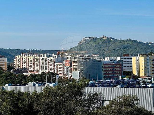 Loja, São Sebastião