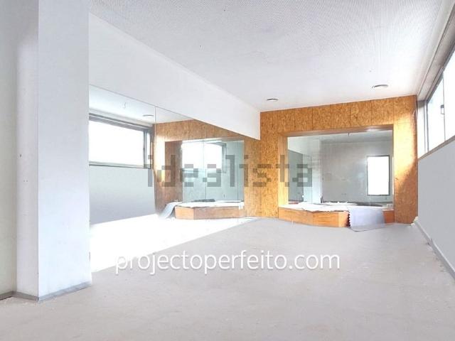 Loja, Santa Maria da Feira Travanca Sanfins Espargo